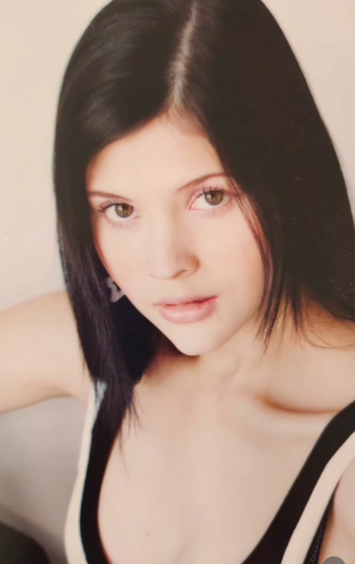 แอนนี่ บรู๊ค