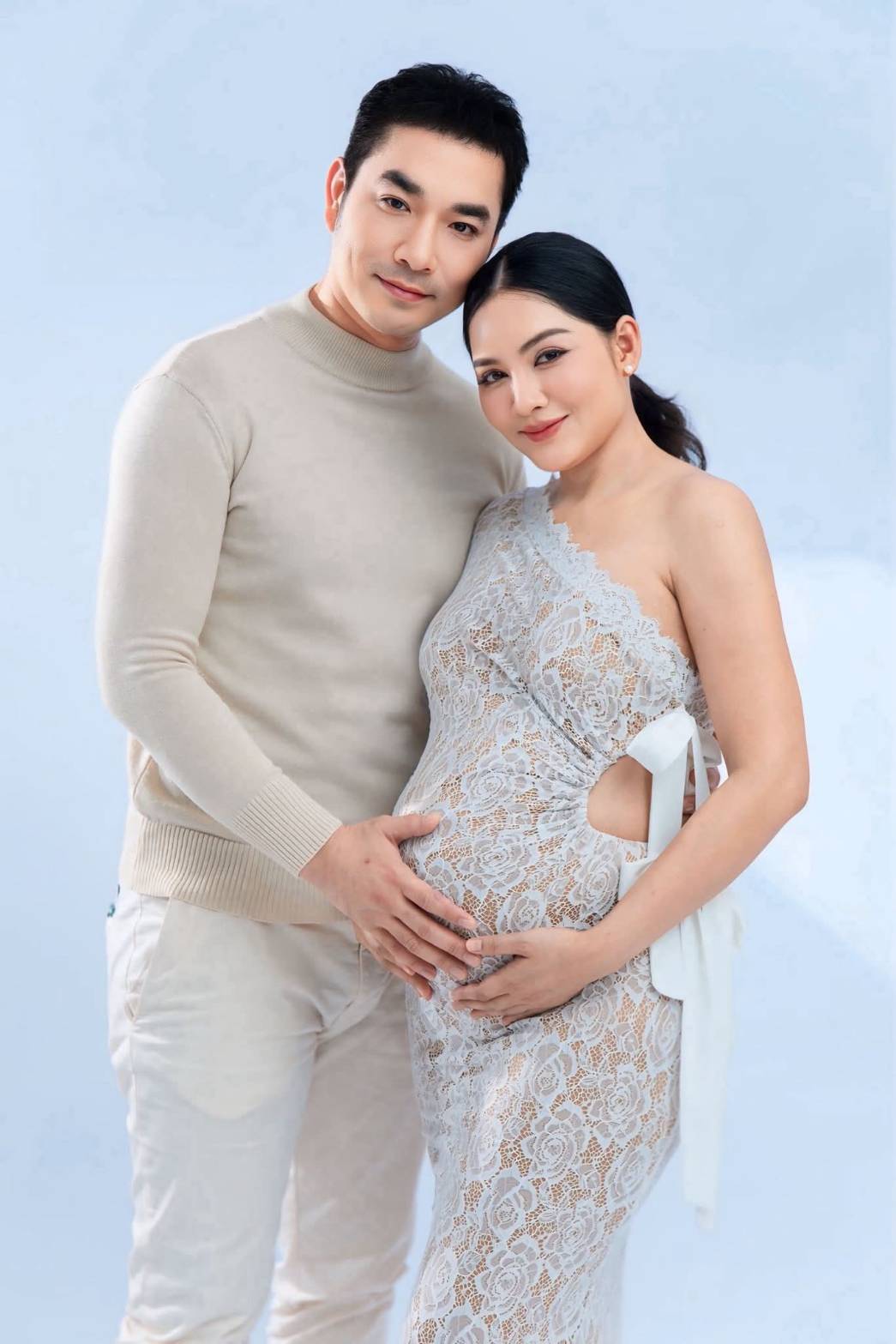 เจมส์ ครูก้อย