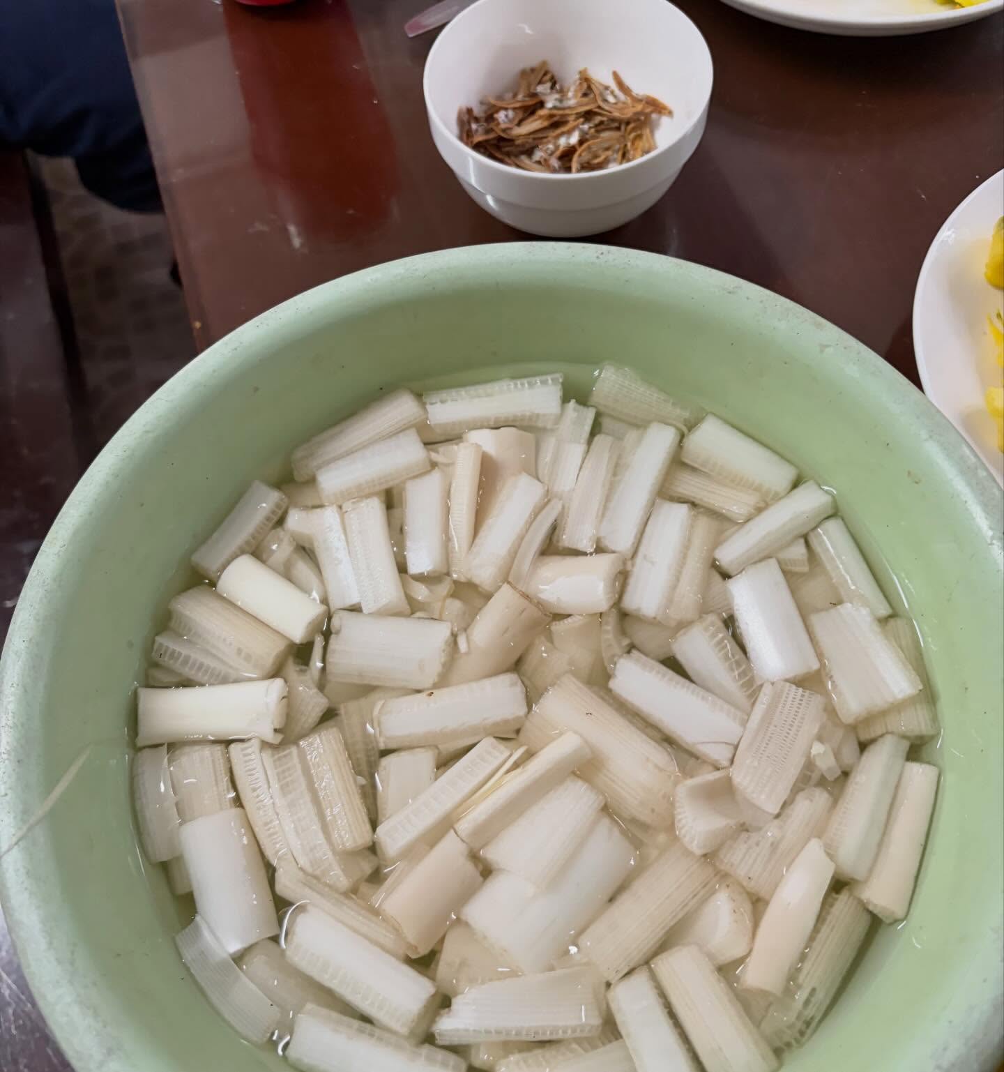 ปอย ตรีชฎา