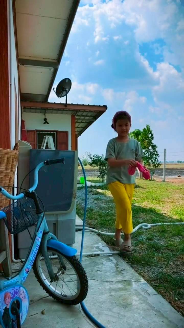 น้องเอวา