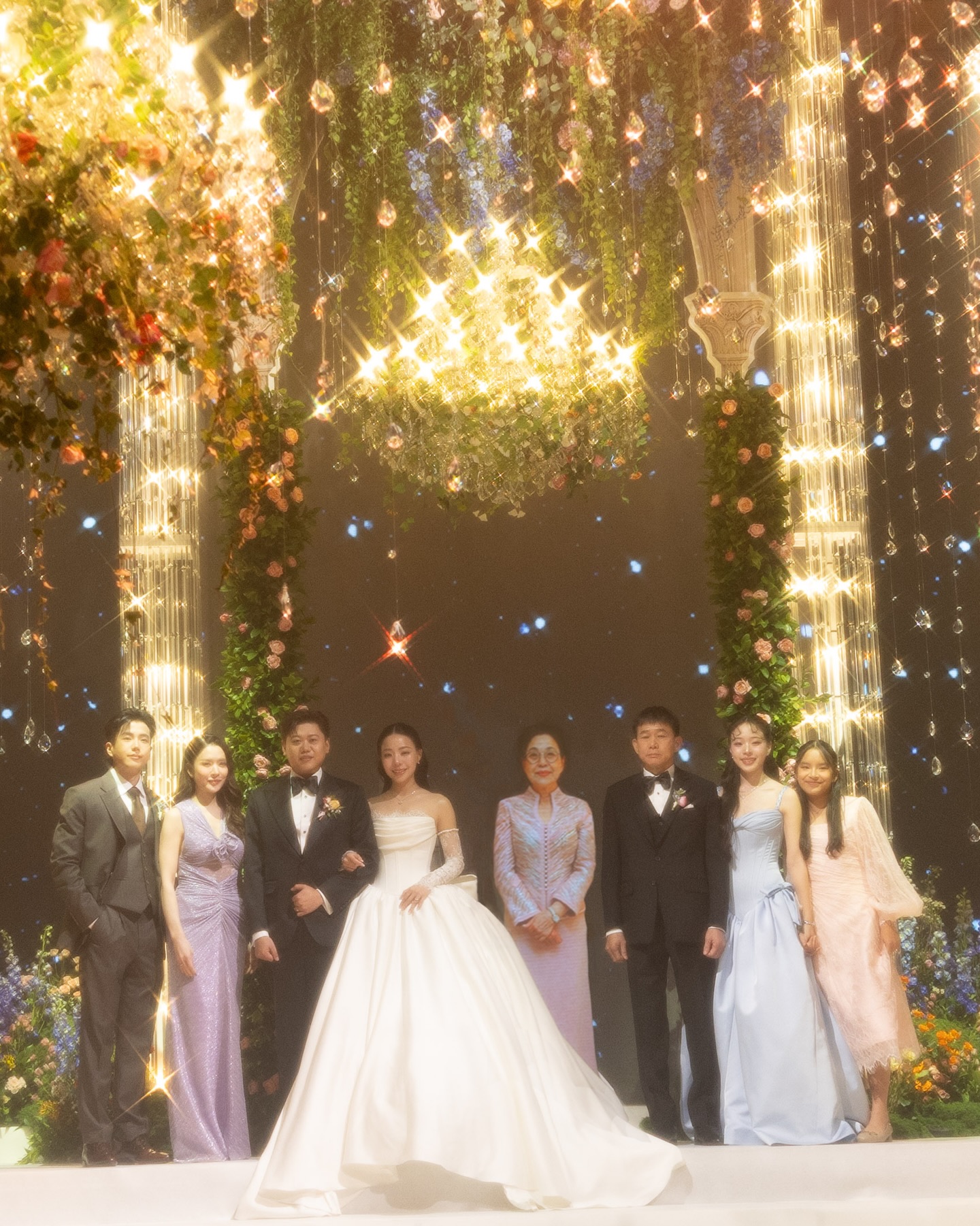 แอฟ นนกุล