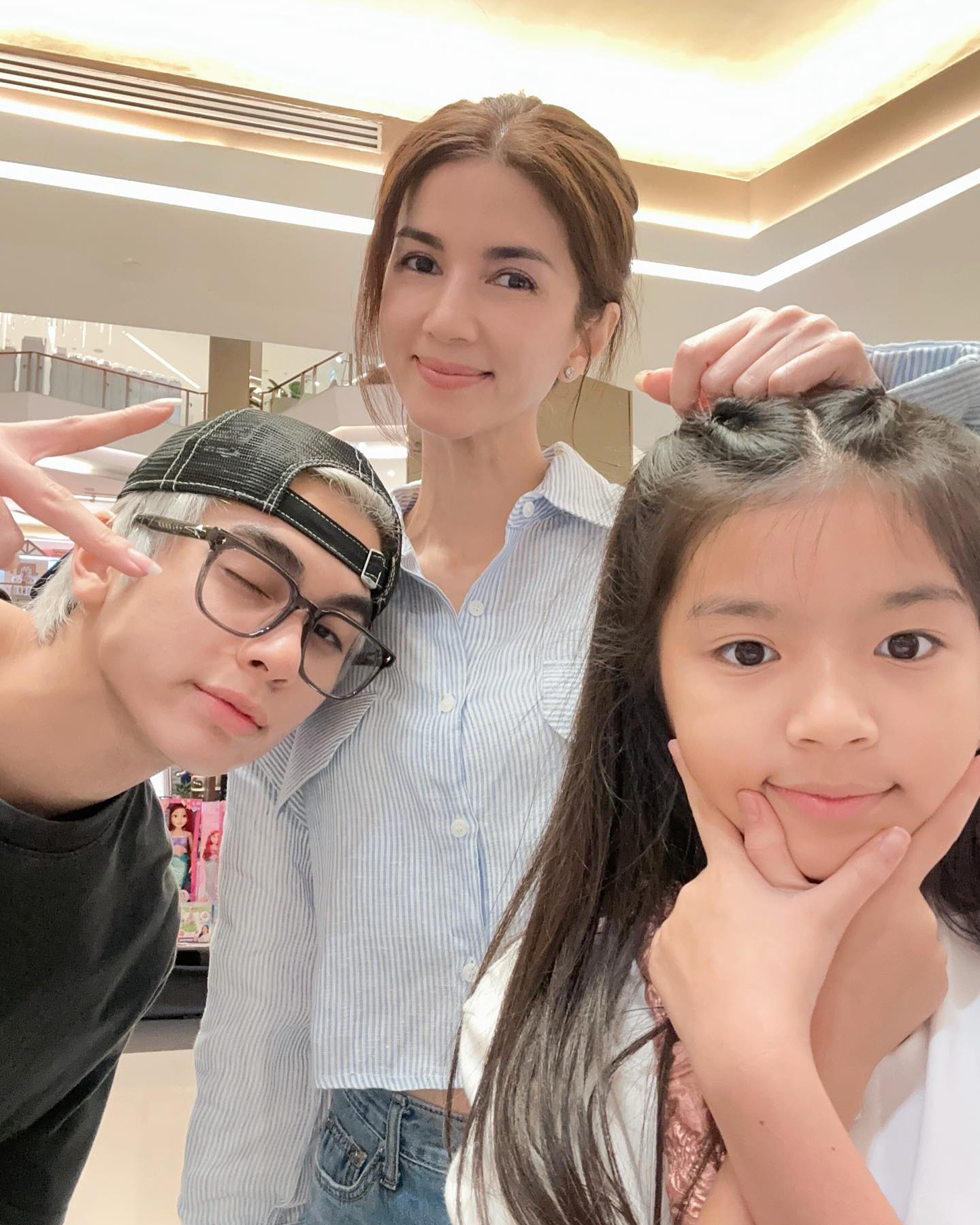 แม่โบว์ น้องมะลิ