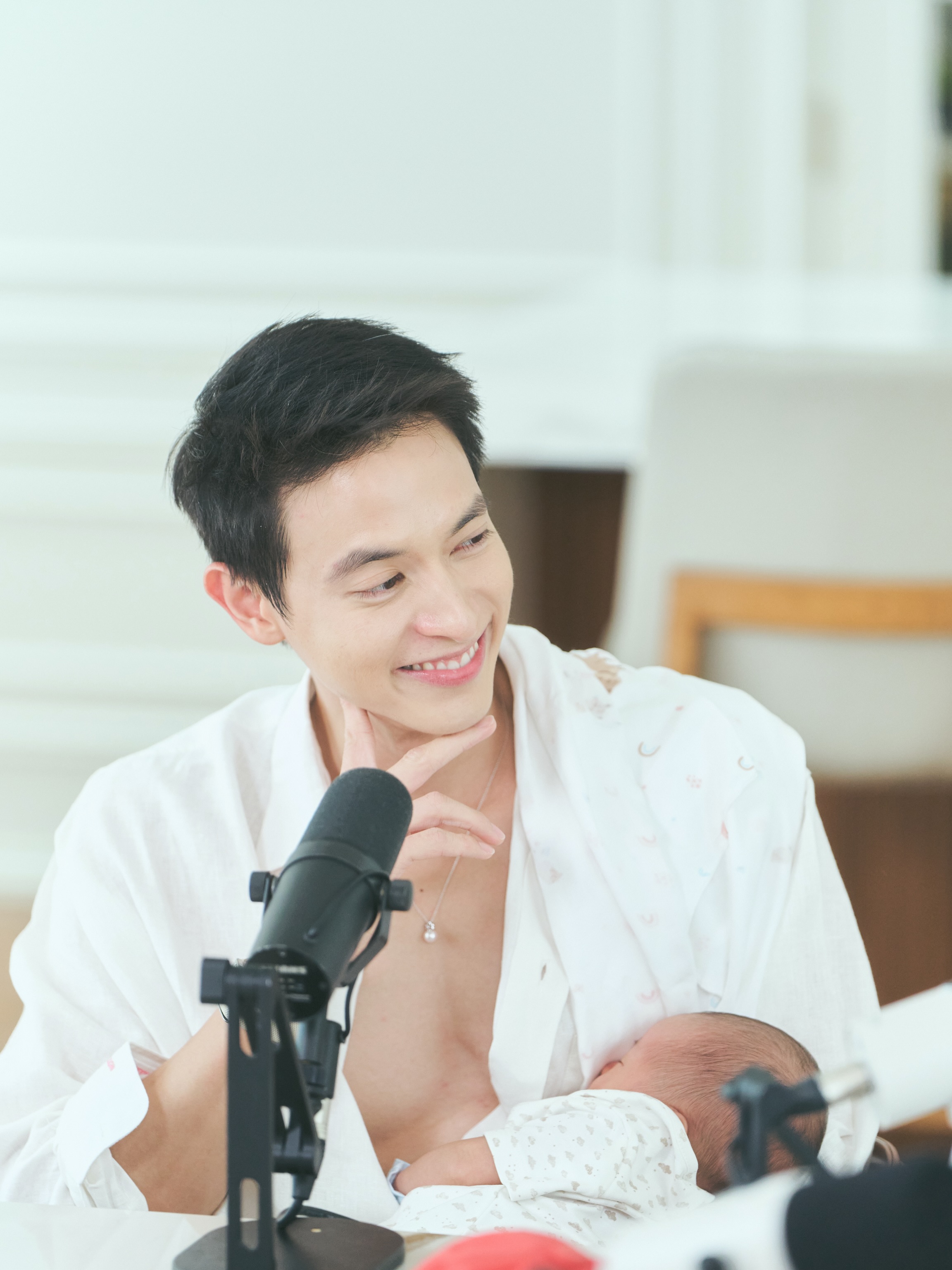 เจมส์ จิรายุ