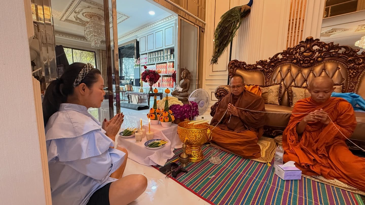 ฮาย อาภาพร