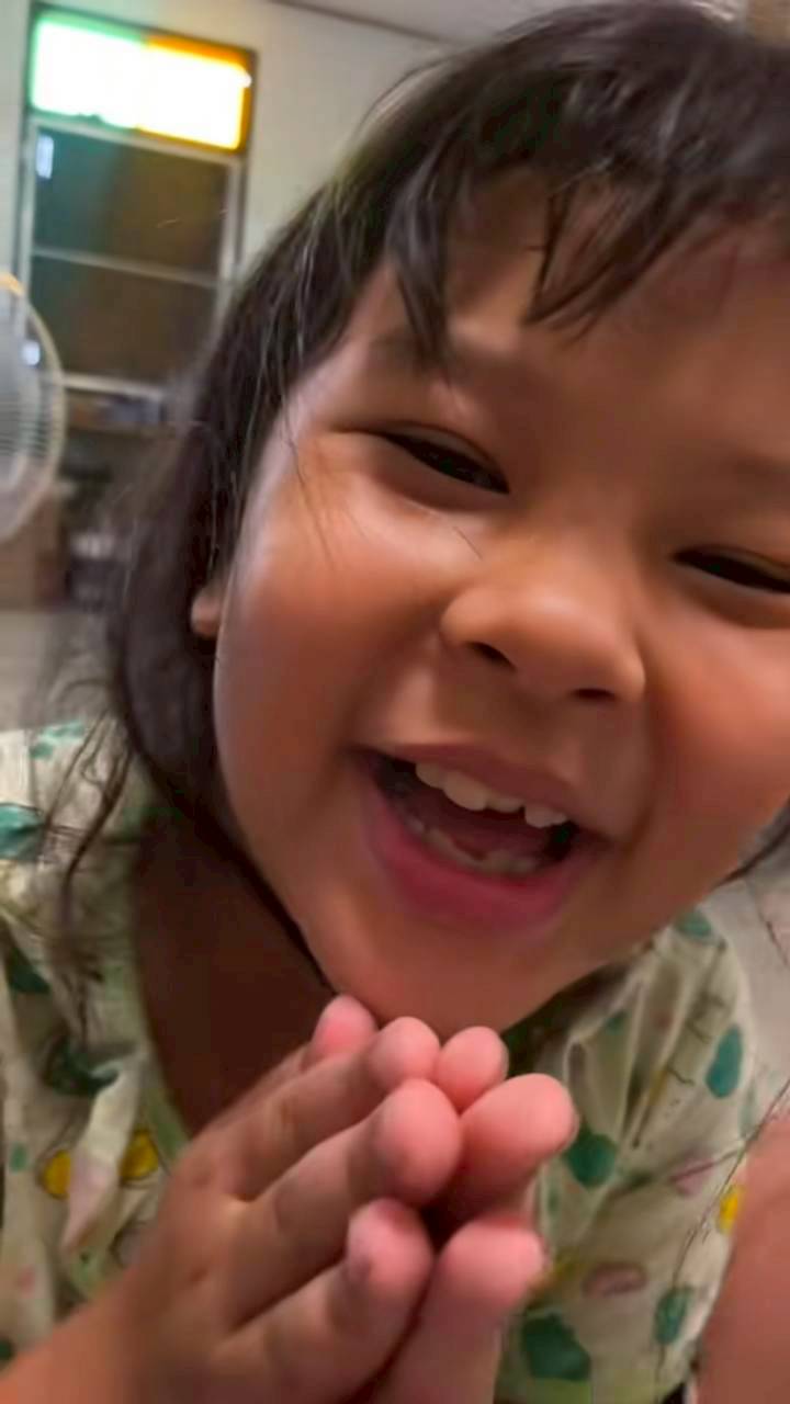 น้องเอวา