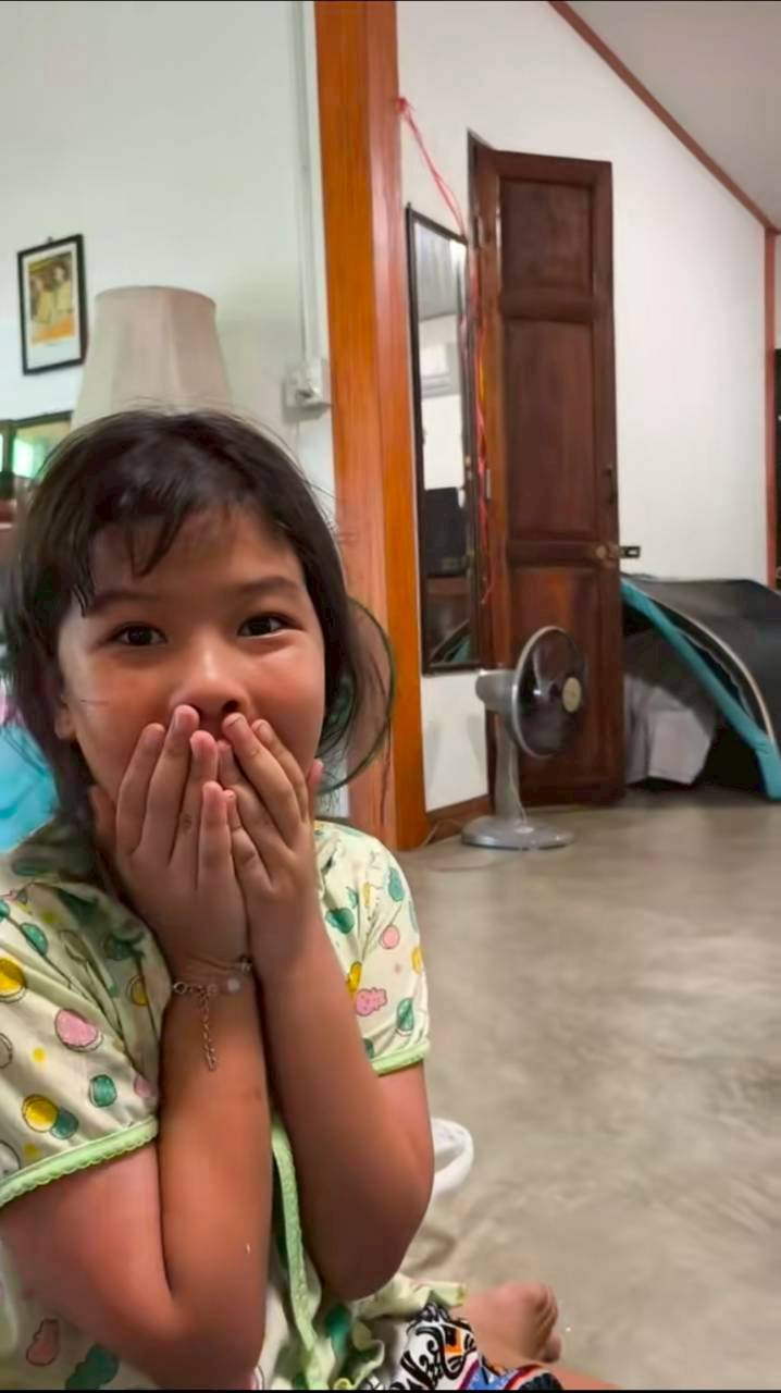 น้องเอวา