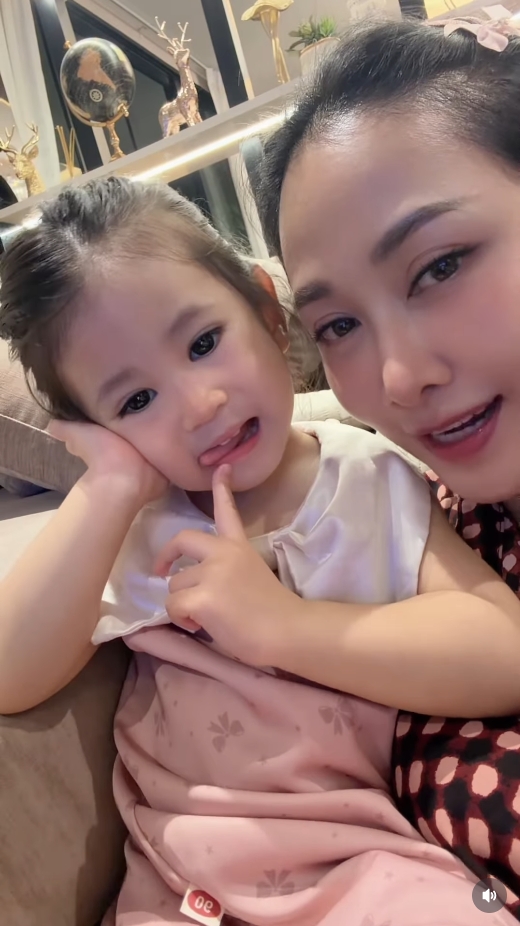 น้องพราวตะวัน