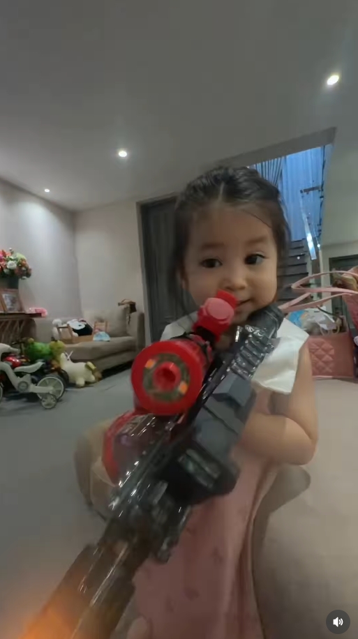 น้องพราวตะวัน