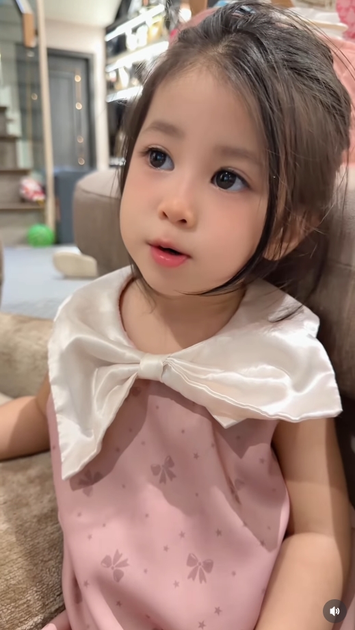 น้องพราวตะวัน