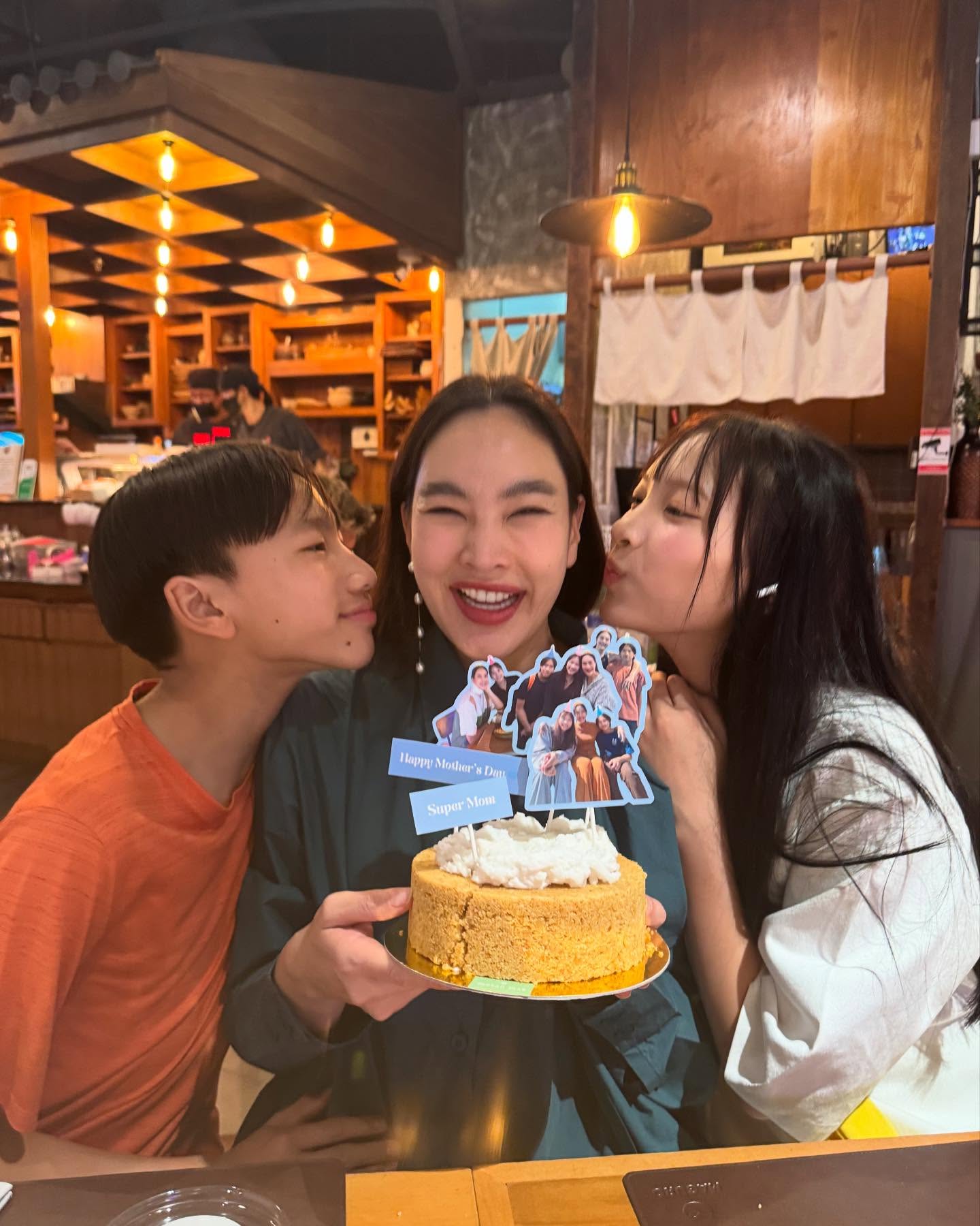ตุ๊ก ชนกวนันท์