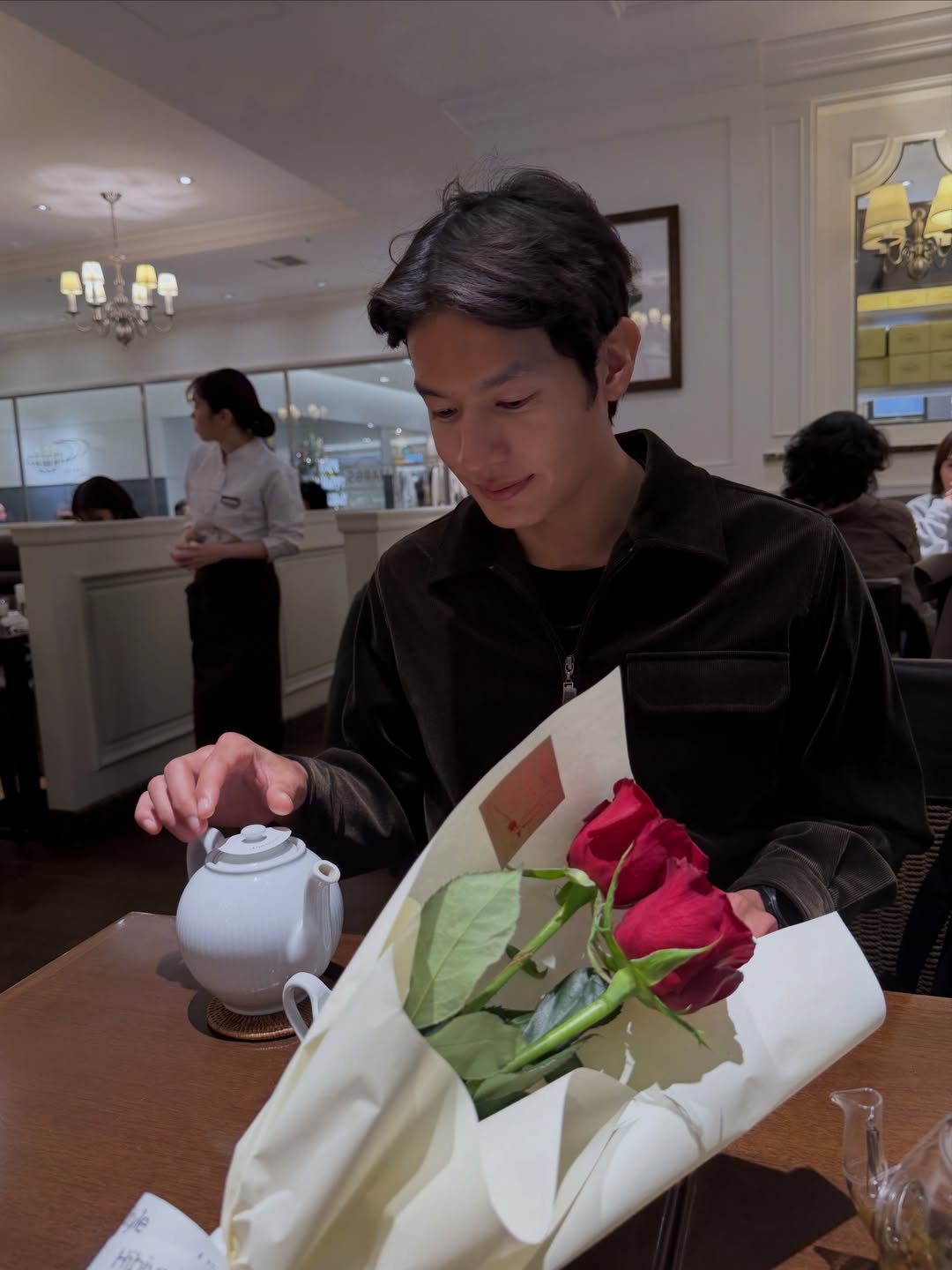 เพื่อน คณิน