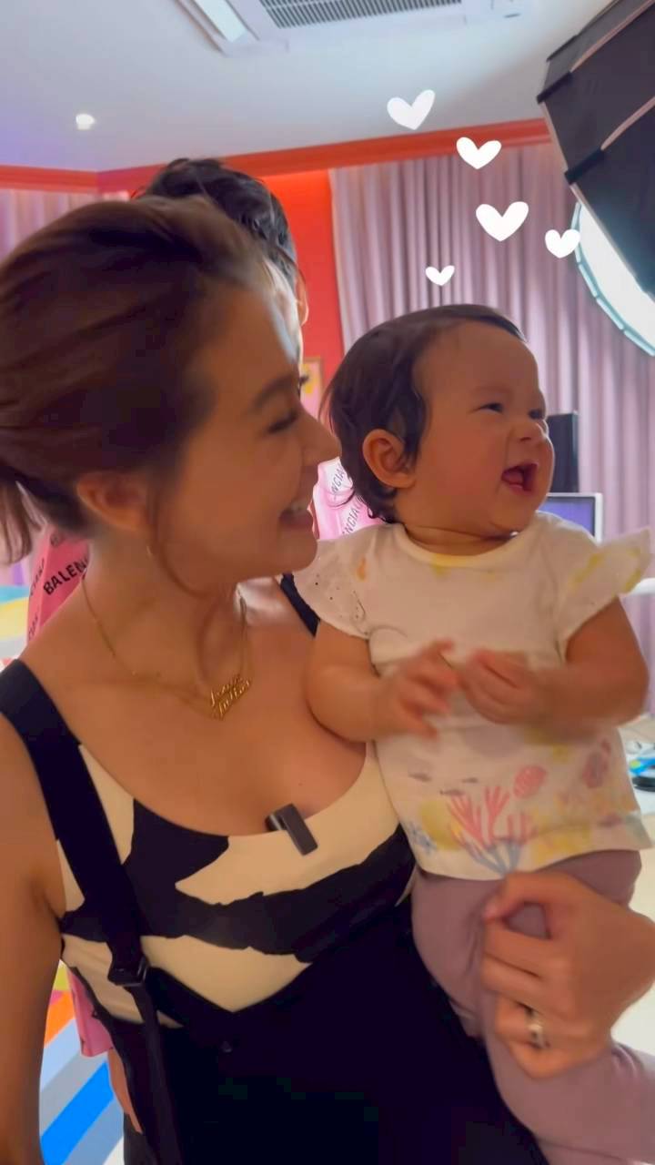 เอมี่ กลิ่นประทุม