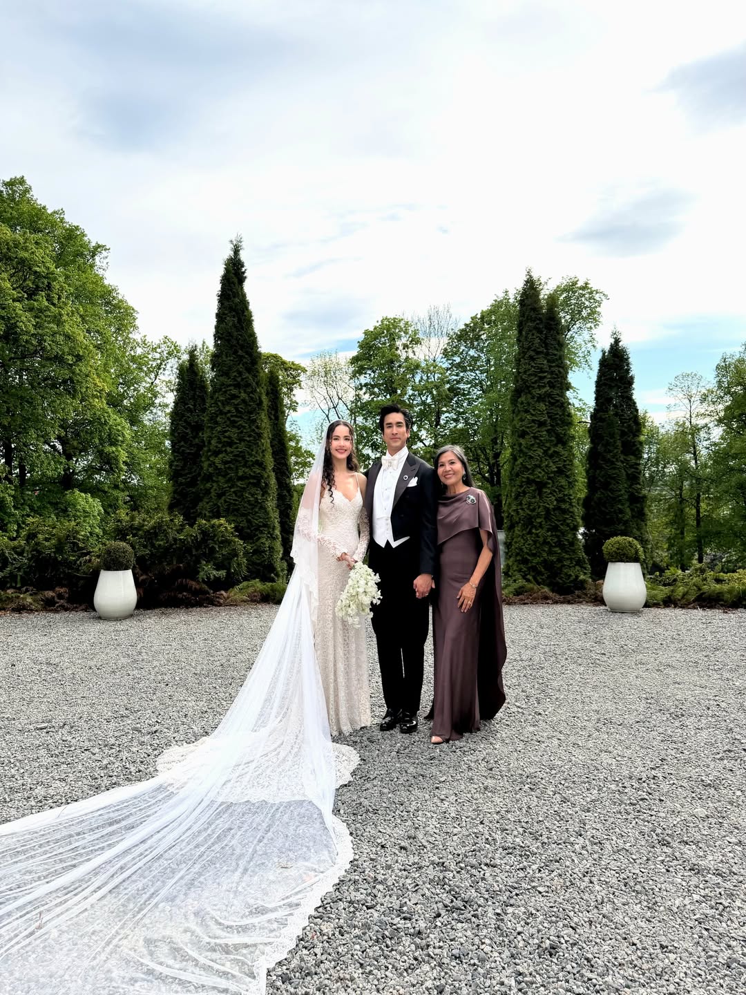 ณเดชน์ ญาญ่า