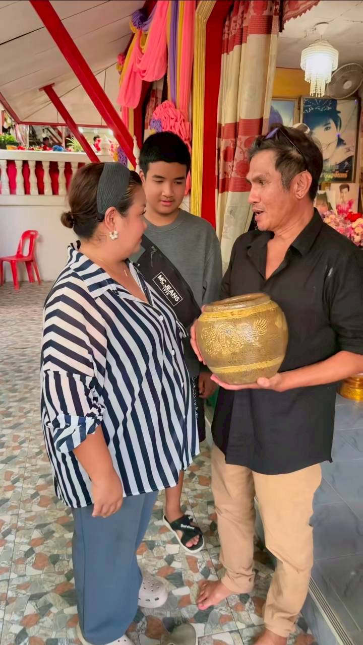 ยุ้ย ญาติเยอะ