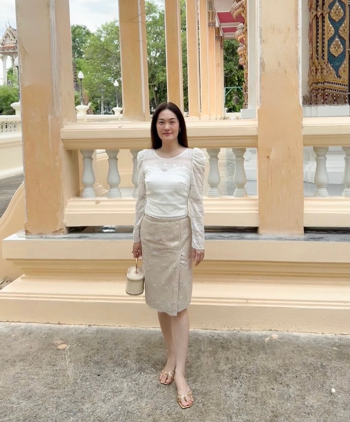 โบ สุรัตนาวี