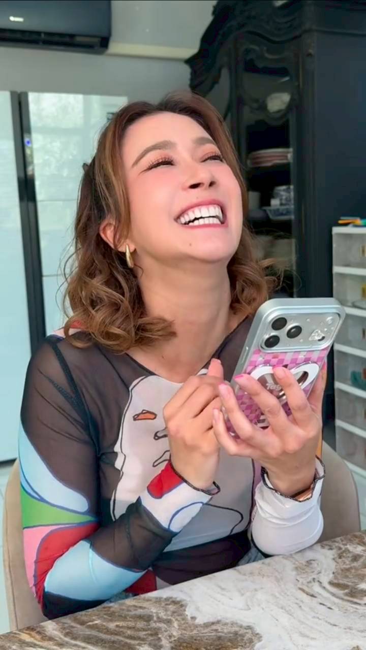 เอมี่ กลิ่นประทุม