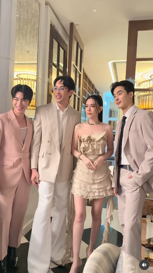 เมย์ เฟื่องอารมย์