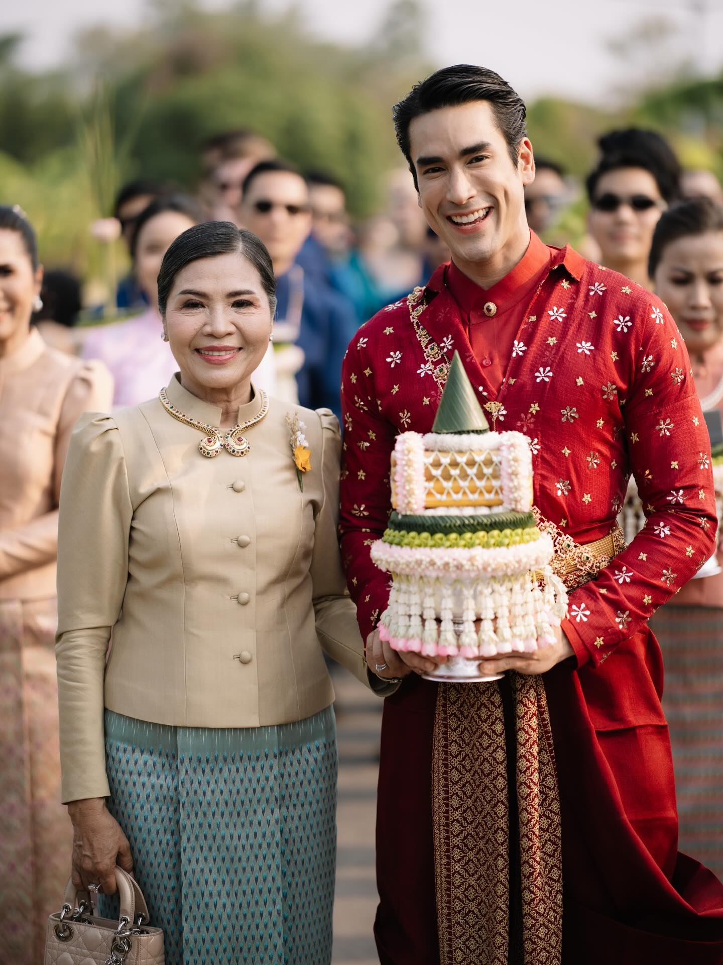 ณเดชน์ ญาญ่า