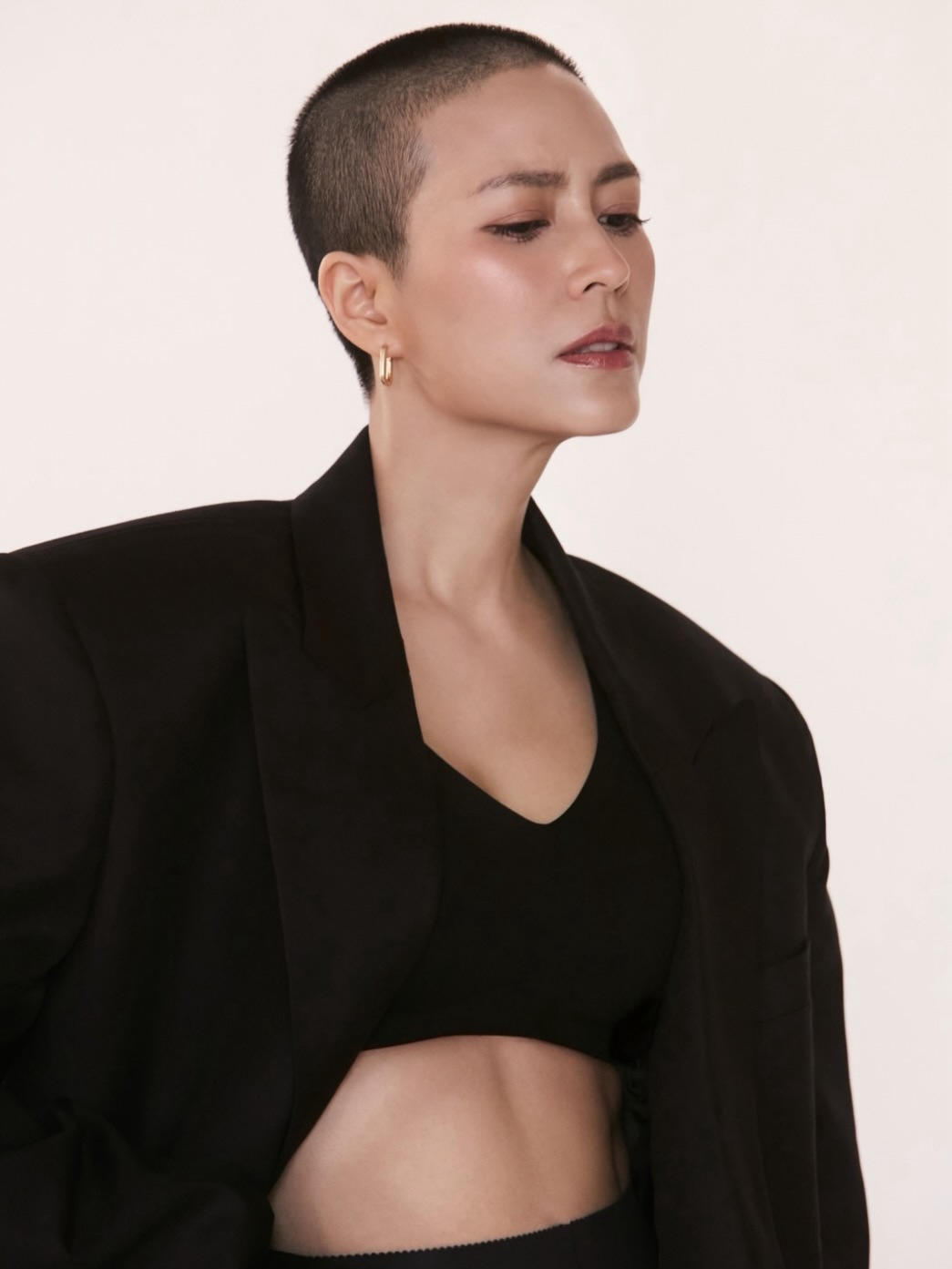 จุ๋ย วรัทยา