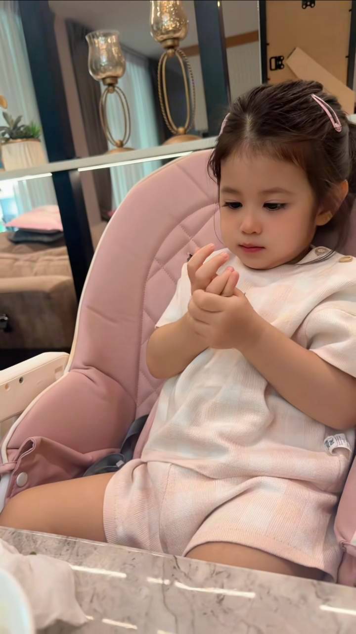น้องพราวตะวัน