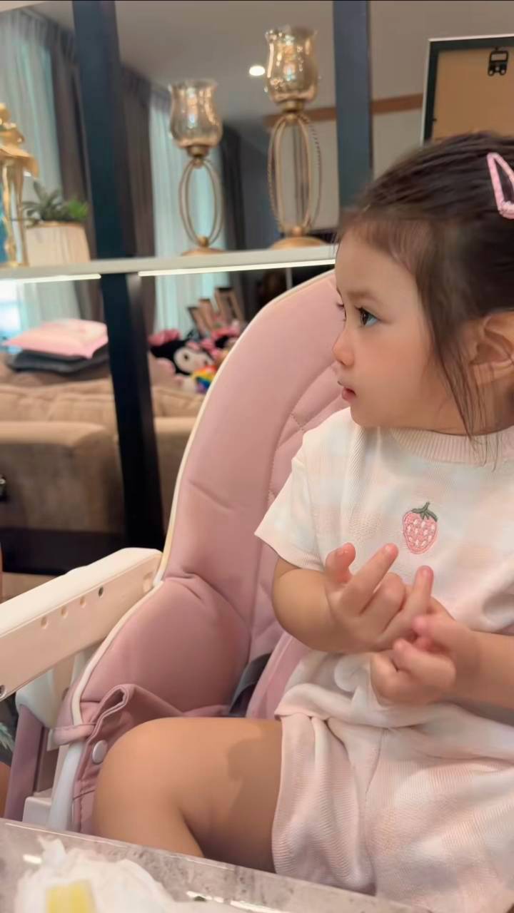 น้องพราวตะวัน