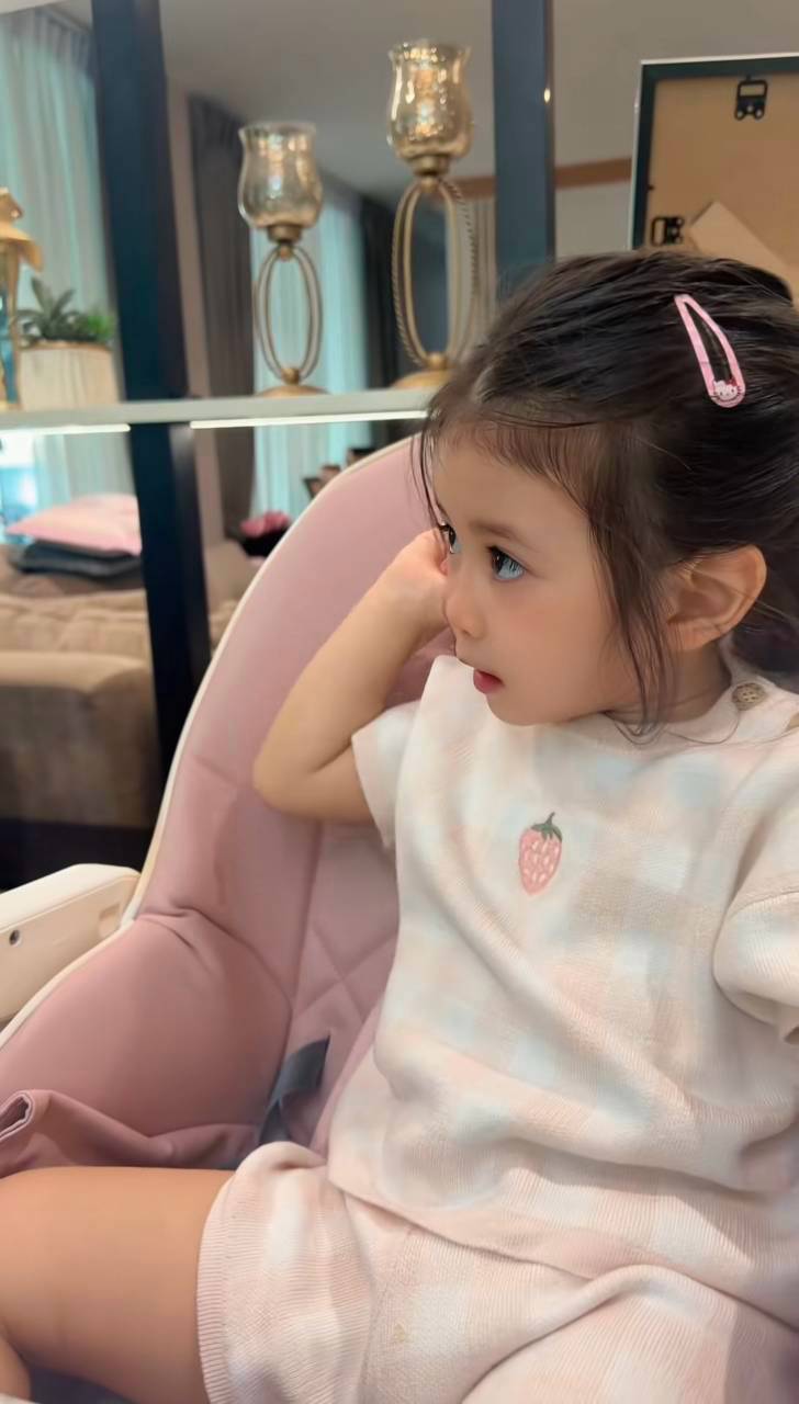 น้องพราวตะวัน