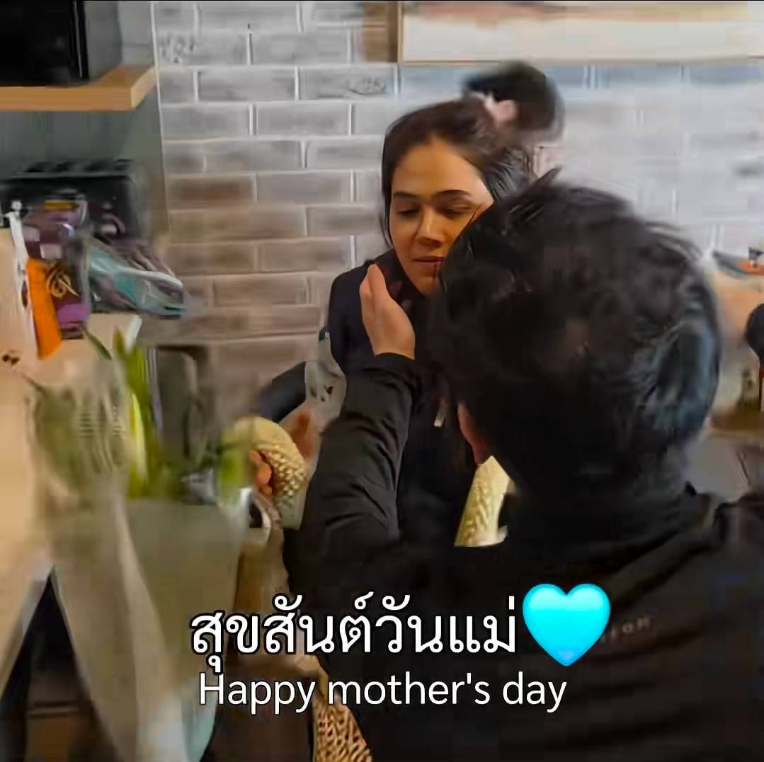 ชมพู่ อารยา