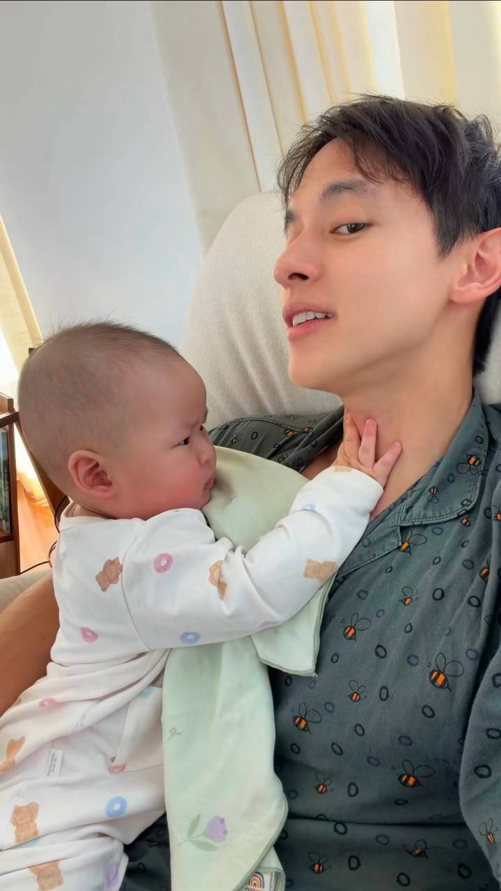 เจมส์ จิรายุ