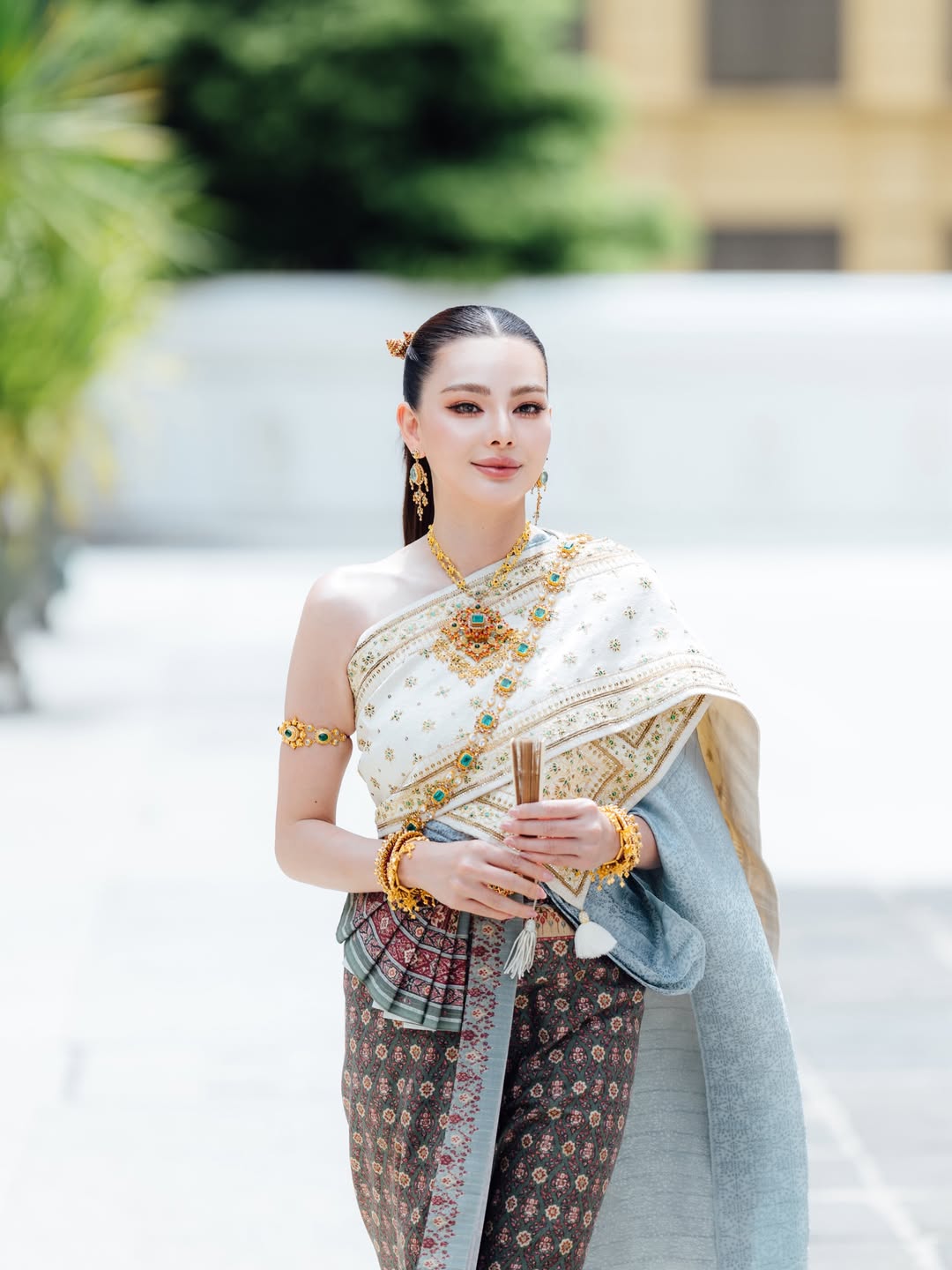 ดิว อริสรา