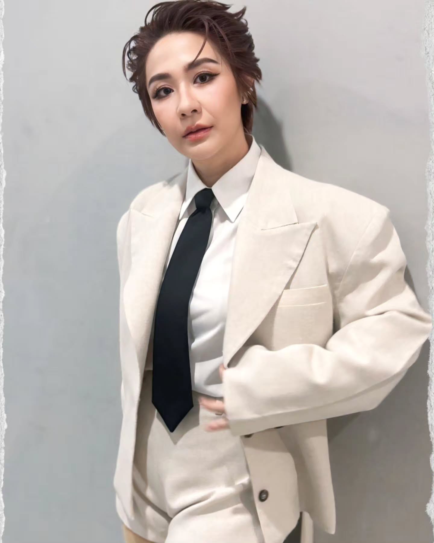 จอย t-skirt