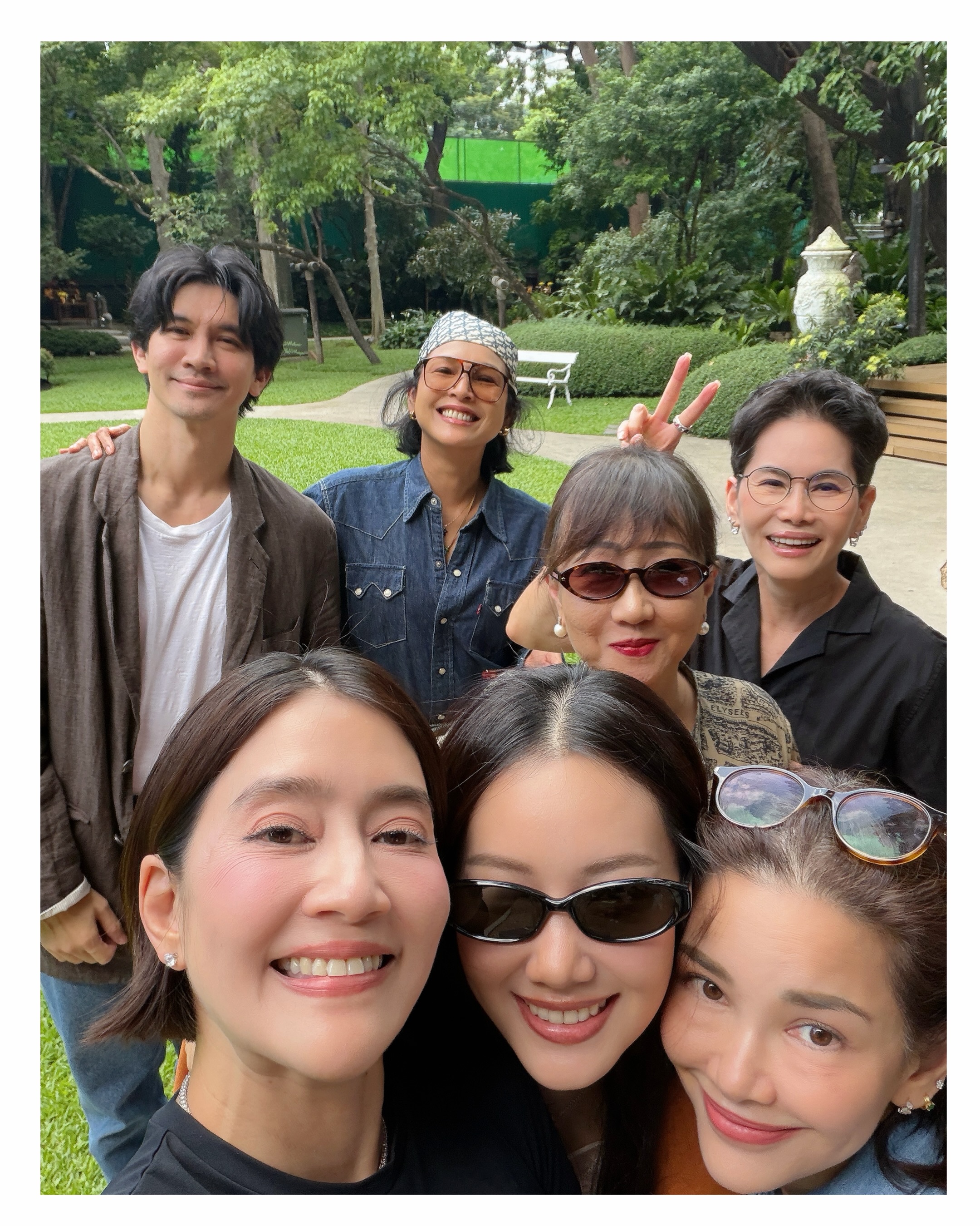 นุ่น วรนุช - หน่อย บุษกร
