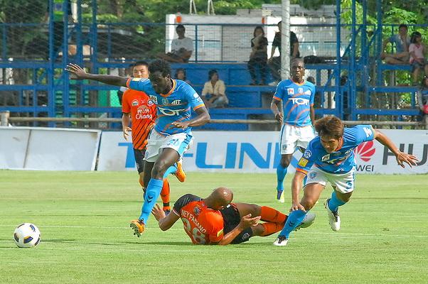 ทีโอที เอสซี 0-1 ชลบุรี เอฟซี