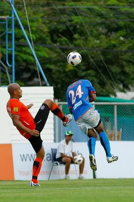 ทีโอที เอสซี 0-1 ชลบุรี เอฟซี