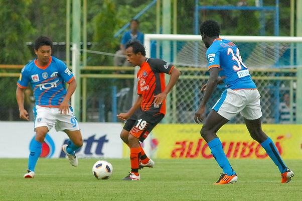 ทีโอที เอสซี 0-1 ชลบุรี เอฟซี