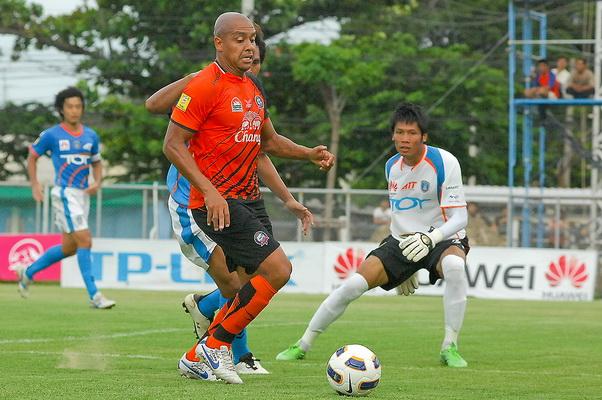 ทีโอที เอสซี 0-1 ชลบุรี เอฟซี