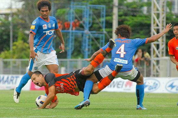 ทีโอที เอสซี 0-1 ชลบุรี เอฟซี