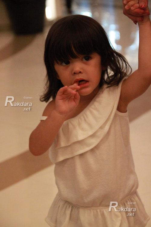 น้องลียา