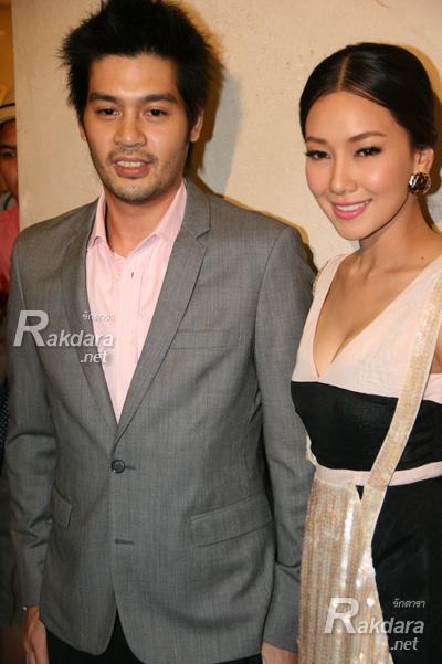 นุ่น ต๊อด