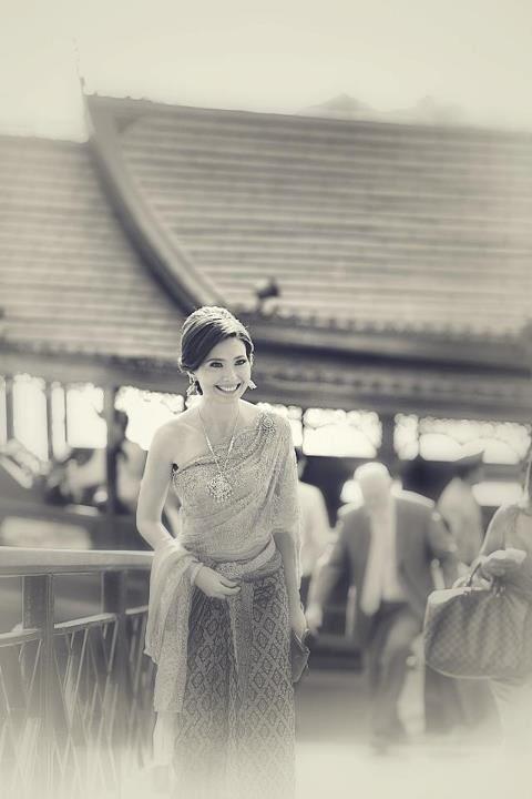 งานหมั้น ลิซ่า บ๊อบบี้