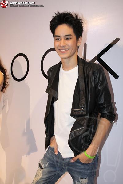 เก้า จิรายุ