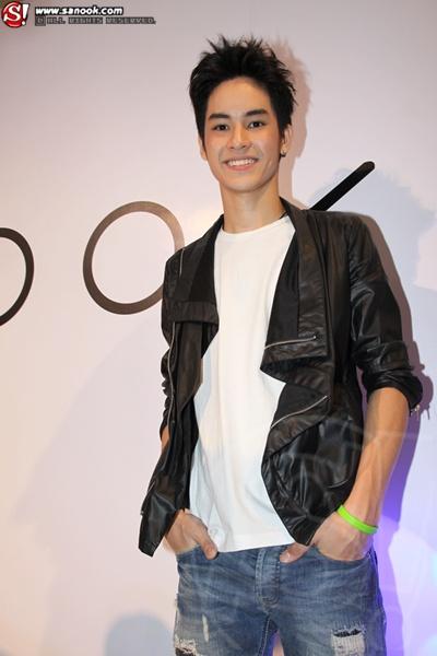 เก้า จิรายุ