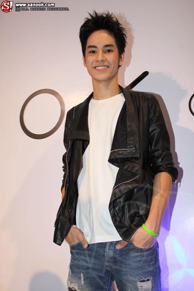 เก้า จิรายุ