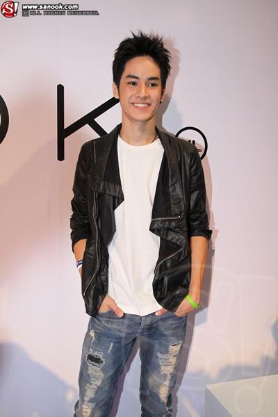 เก้า จิรายุ