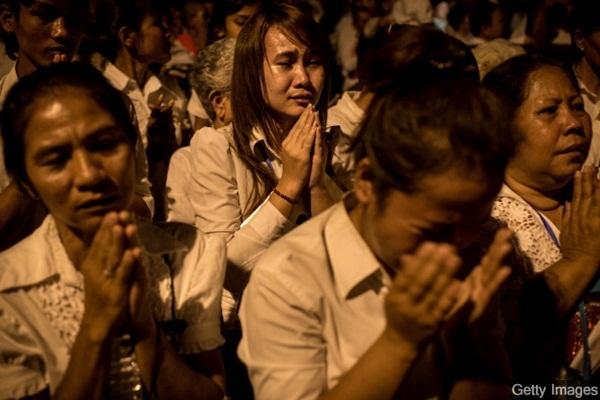 พระราชพิธีถวายพระเพลิงพระบรมศพ สมเด็จพระนโรดม สีหนุ