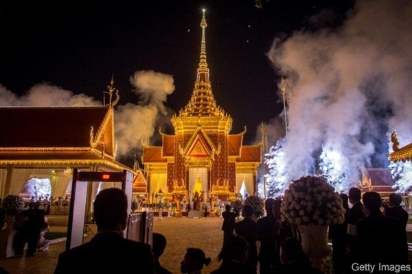 พระราชพิธีถวายพระเพลิงพระบรมศพ สมเด็จพระนโรดม สีหนุ