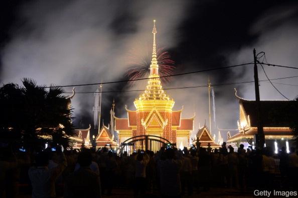 พระราชพิธีถวายพระเพลิงพระบรมศพ สมเด็จพระนโรดม สีหนุ