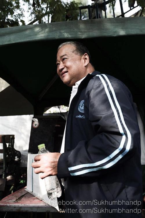 หม่อมราชวงศ์สุขุมพันธุ์ บริพัตร