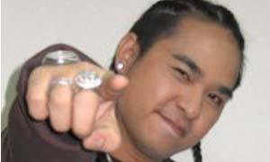 แม็ก  ชวนชื่น