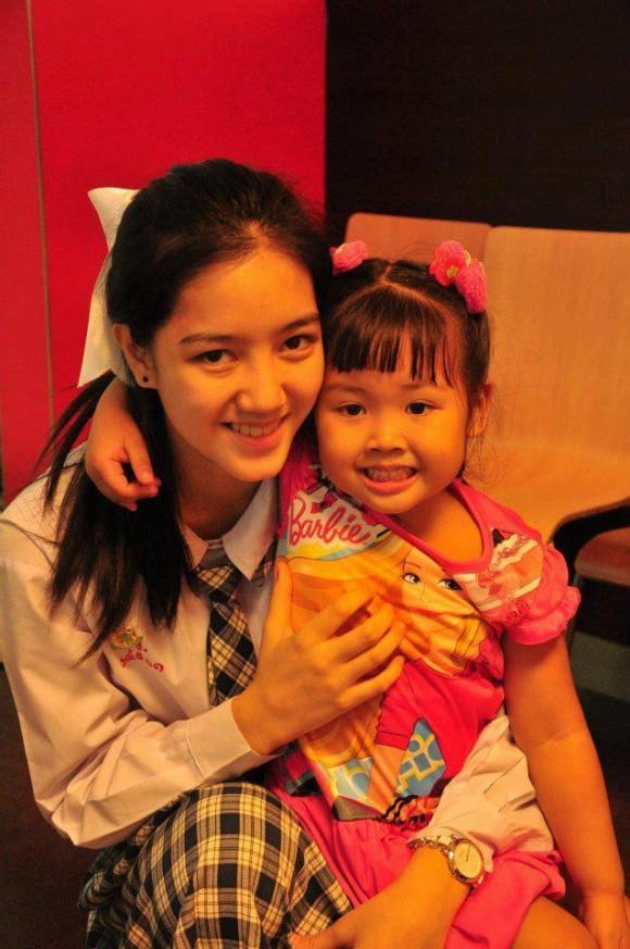 "ริชชี่" อมราวดี ดีคาบาเลส