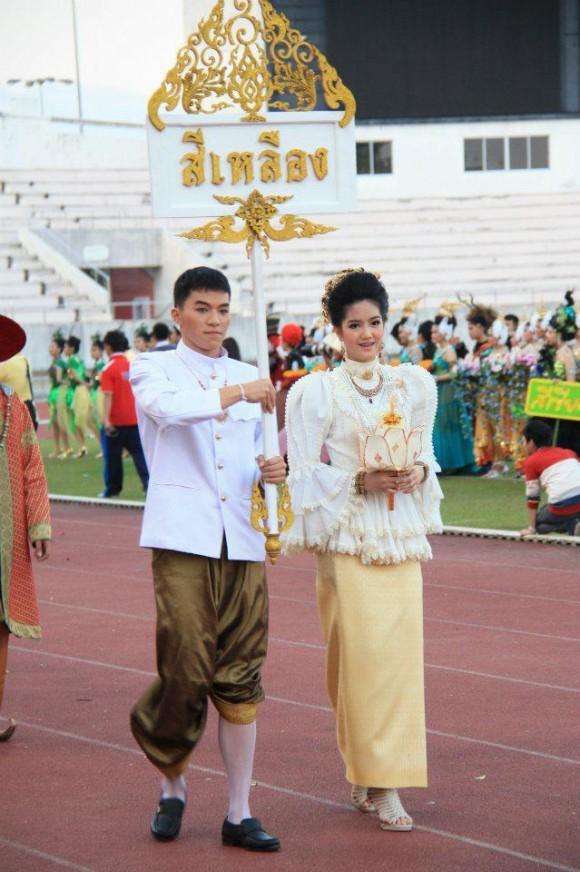 "ริชชี่" อมราวดี ดีคาบาเลส